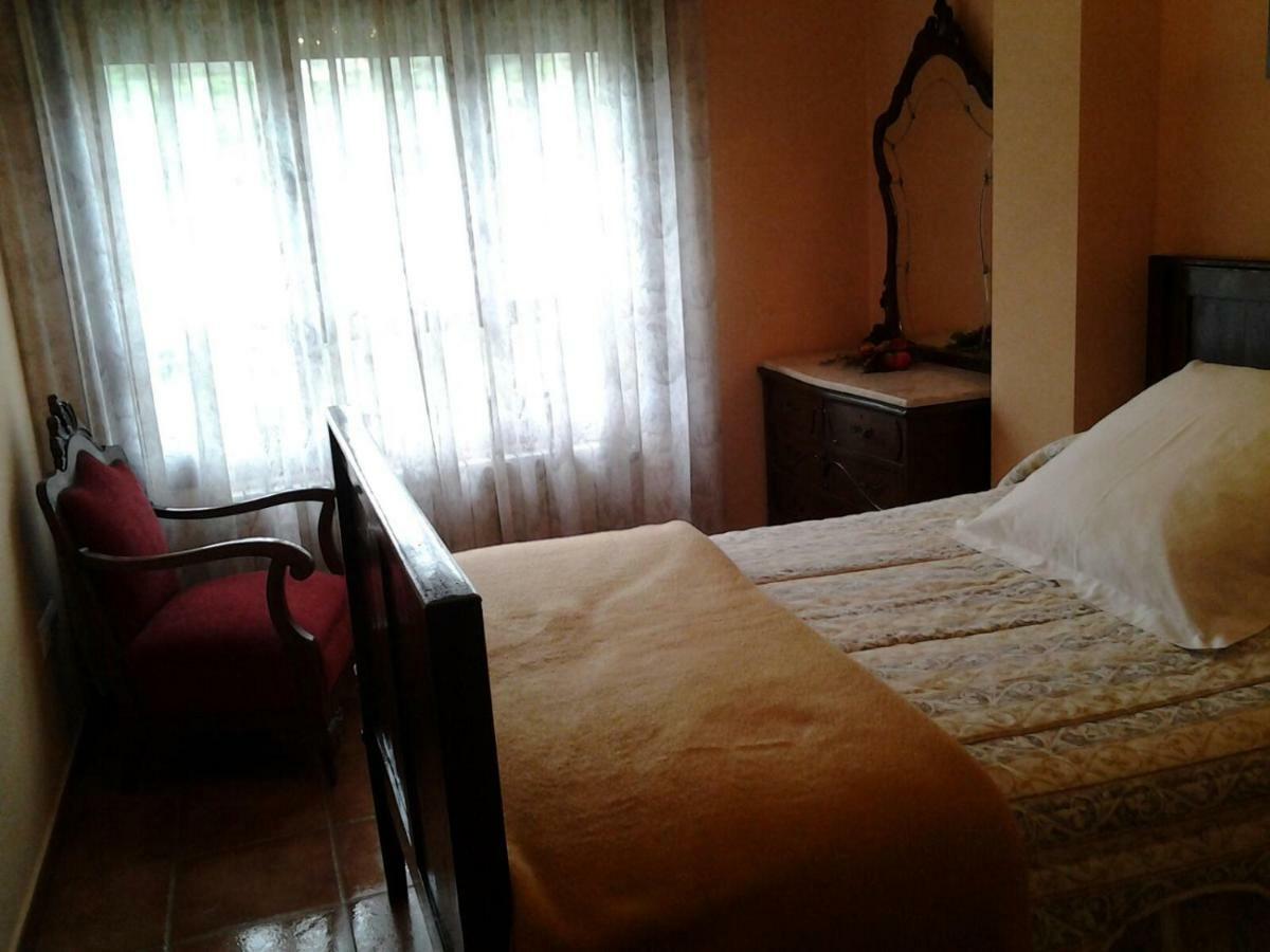 Casa Alpargateiro Guest House Os Peares Bagian luar foto